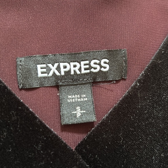 Express maroon camisole blouse - Picture 4 of 5